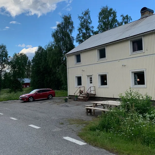 bild från gatan på vandrarhemmet